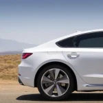 DGT's controversial red label arrives in Spain: which cars will use it and what it means