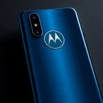Android 16 arrives on Motorola smartphones after long wait